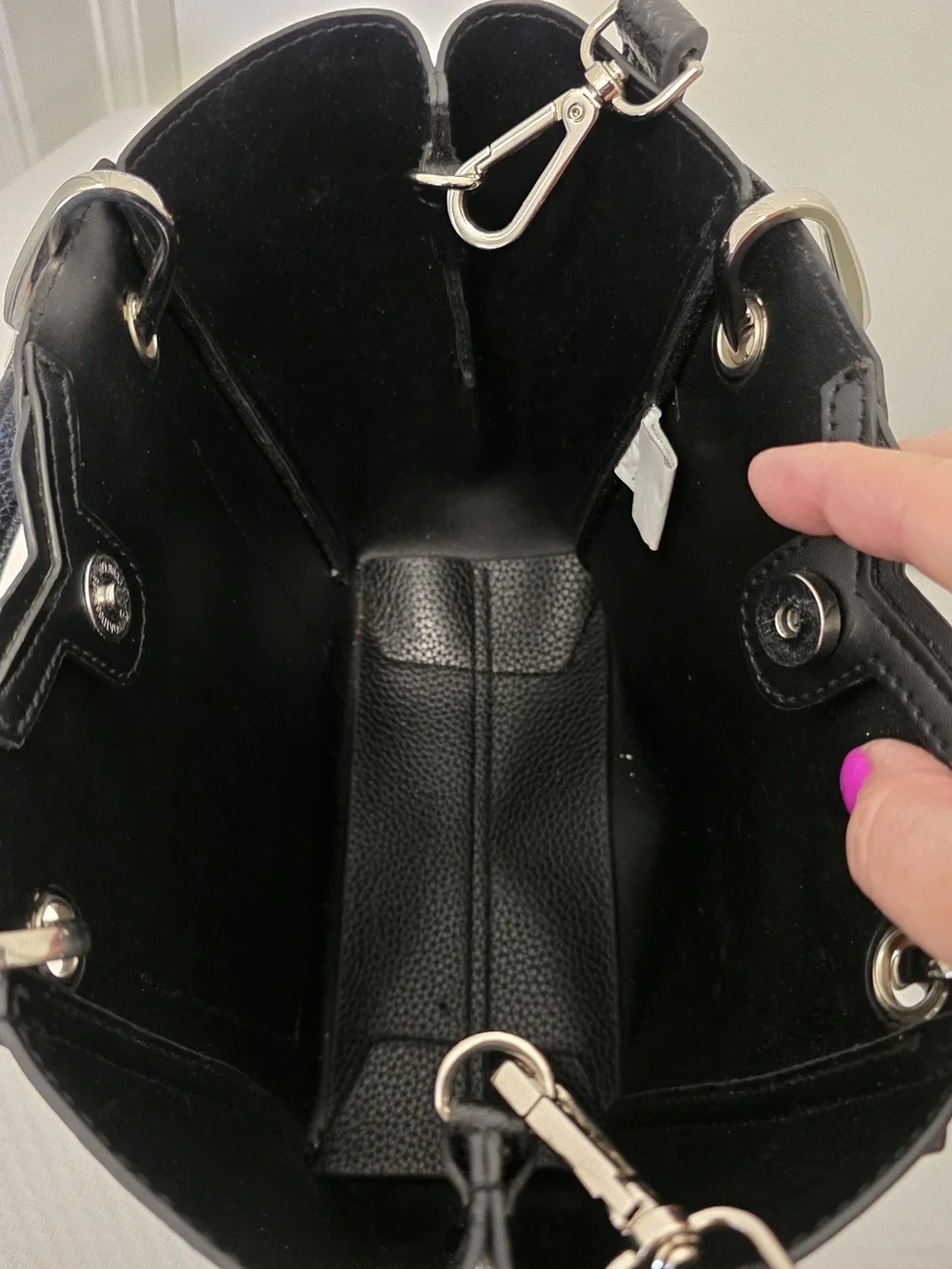 Steve Madden Black Pebble Grain 100% Polyvinyl Bucket/Crossbody Bag